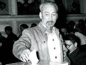 180 photos about President Ho Chi Minh and the national election day exhibited in Gia Lai province